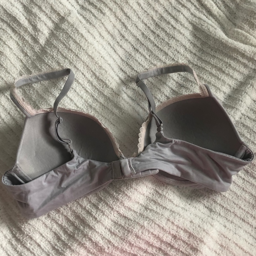 bra - Picture 2 of 3